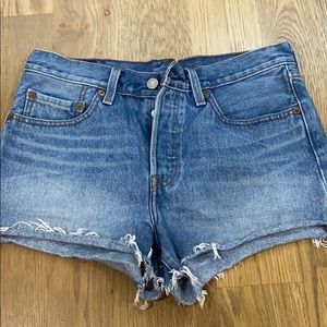 Levi’s high waisted denim shorts